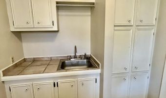 504 Holmes St, Belzoni, MS 39038