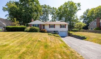 76 Country Ln, Bristol, CT 06010