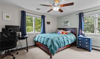 15 Womantam Ln, Cumberland, RI 02864