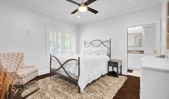 410 Crooked Stick Dr, Bedford, IN 47421