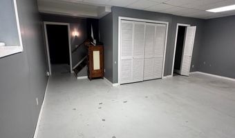 1207 8th St, Aurora, NE 68818