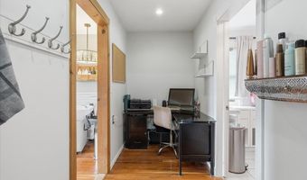 33 Valley View Rd, Berlin, VT 05679