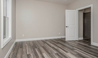 1800-1802 Broadfoot Dr, Abilene, KS 67410