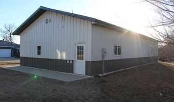 205 E 10th Ave, Webster, SD 57274