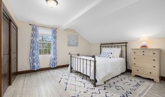 19 Blacksburt Ct, North Kingstown, RI 02874