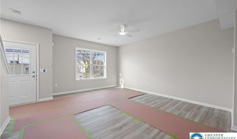 895 Graham St, Allentown, PA 18109