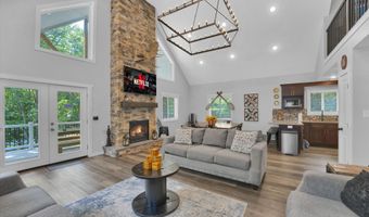 139 Lucretius Trl, Albrightsville, PA 18210
