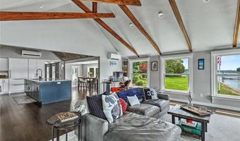 166 New Meadow Rd, Barrington, RI 02806