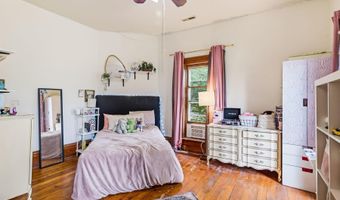 527 E High St, Ashley, OH 43003