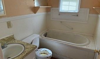 726 Oglethorpe Ave, Americus, GA 31709