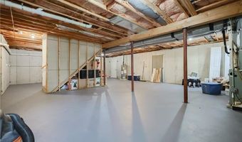 1010 Oakhill Ave, Attleboro, MA 02703