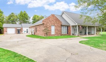 9306 Forest Rd, Abbeville, LA 70510