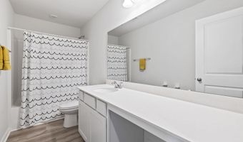 7239 Clemie Ct, Boiling Springs, SC 29316