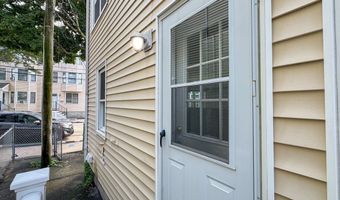 212 W 6th St 212, Boston, MA 02127