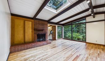 2910 Greenbriar Ln, Arcata, CA 95521