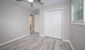 206 Beverly Dr, Ocean Springs, MS 39564