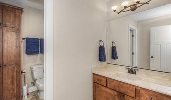 4111 Ballentine Dr, Ames, IA 50010