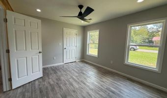 108 Walden, Booneville, MS 38829
