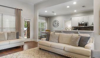 1019 Riverchase North Dr, Brandon, MS 39047