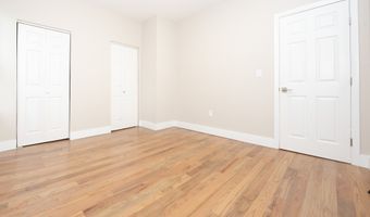 527 E Main St 2nd floor Right, Bridgeport, CT 06608