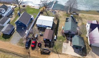 692 Lake 16 Dr, Allegan, MI 49010