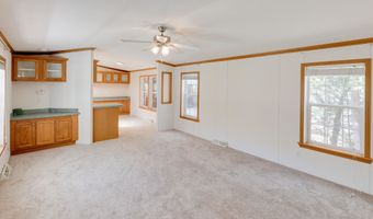 14 Lloyd St, Campton, NH 03223