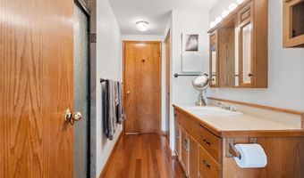 7997 Meades Addn Dr SE, Alexandria, MN 56308