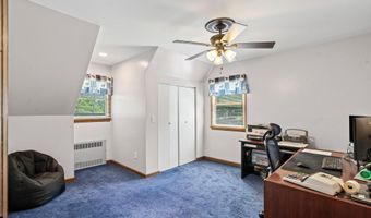 121 Maltbie Dr, Amsterdam, NY 12010
