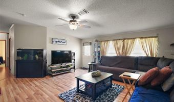 13137 KANSAS Ave, Astatula, FL 34705