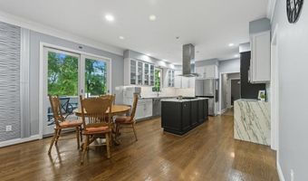 14 STONEBRIDGE Dr, Hockessin, DE 19707