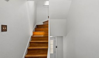 1952 CANTERBURY Rd, Abington, PA 19001