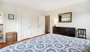 5209 NAHANT St, Bethesda, MD 20816