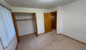 412 H St, Aurora, NE 68818