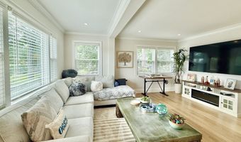 225 Hoyt St, Darien, CT 06820