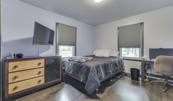 110 N Tresslar Ave, Bargersville, IN 46106