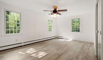 41 Gault Rd, Bedford, NH 03110