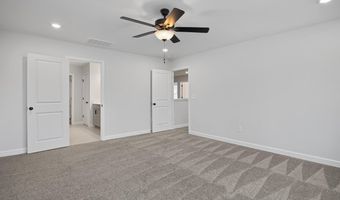 323 Queensferry Ln, Aberdeen, NC 28315