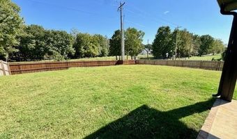 3909 SW Pecan Cir, Bentonville, AR 72713
