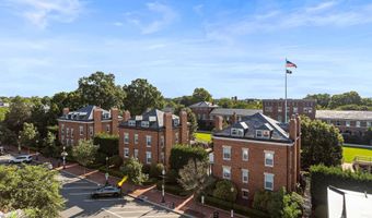 733 8TH St SE 302, Washington, DC 20003