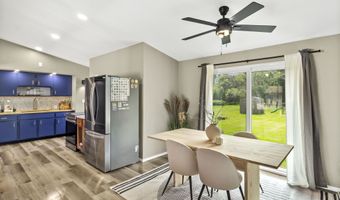 210 E GREENFIELD Ave, Algoma, WI 54201
