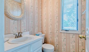 1 Central Ave 11, Atlantic Highlands, NJ 07716