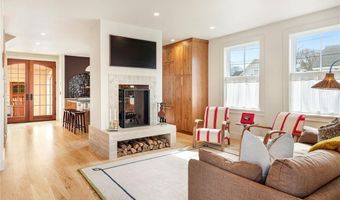 49 Third St, Newport, RI 02840