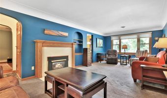 706 Benton St, Anoka, MN 55303