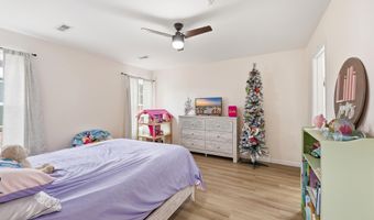 160 Leadwood St, Andrews, SC 29510