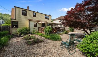 38 Hillvale Rd, Albertson, NY 11507