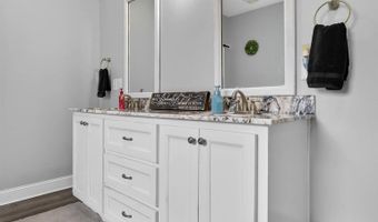 227 HOLLI Ln, Anniston, AL 36201