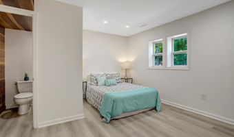 5919 KELLEY Ct, Alexandria, VA 22312