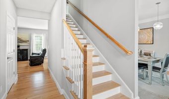 21 Huntington Ridge Rd, Bedford, NH 03110