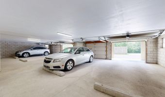 2201 S Huron Pkwy 1, Ann Arbor, MI 48104