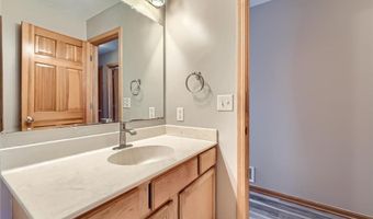 12740 Eveleth Path, Apple Valley, MN 55124